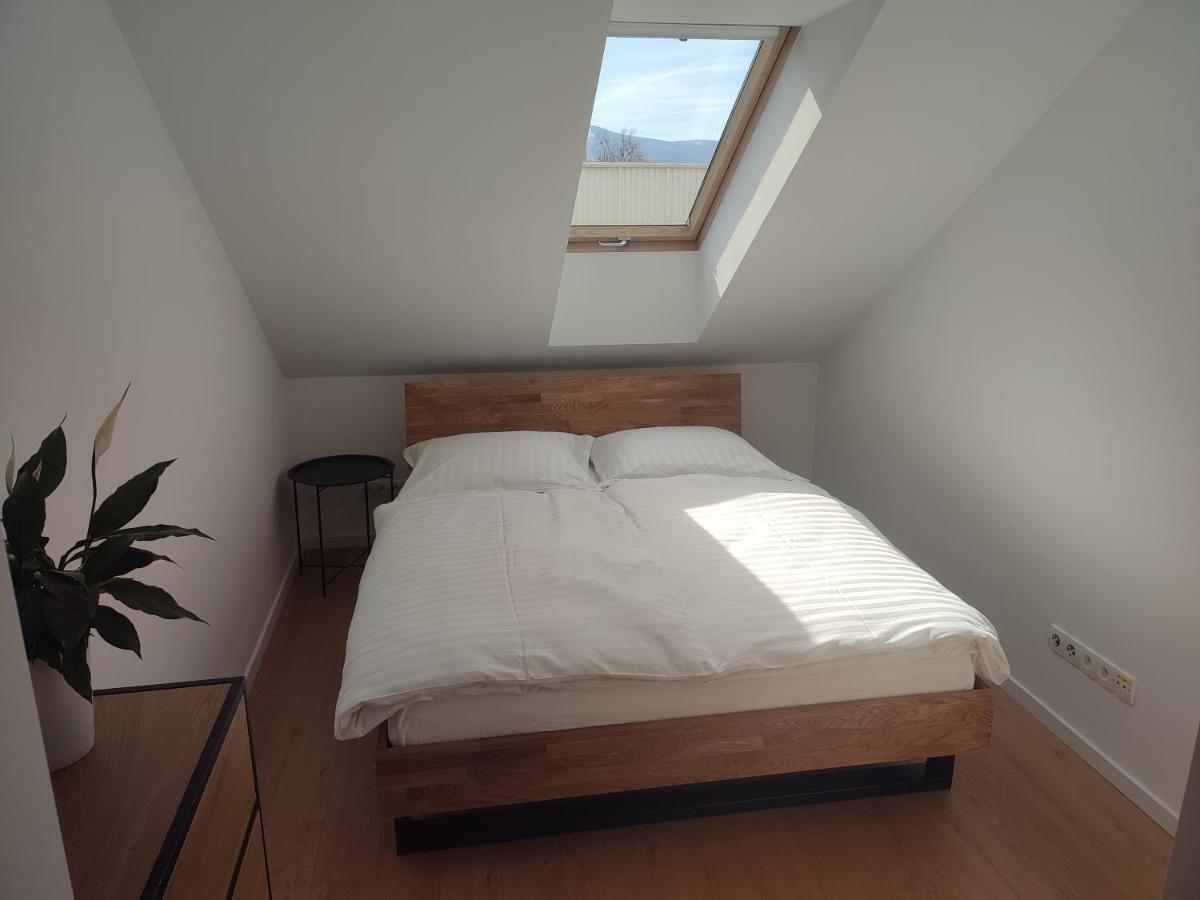 Apartament"Nad Niwka 6" Z Zamykanym Bezplatnym Parkingiem Бельско-Бяла Экстерьер фото